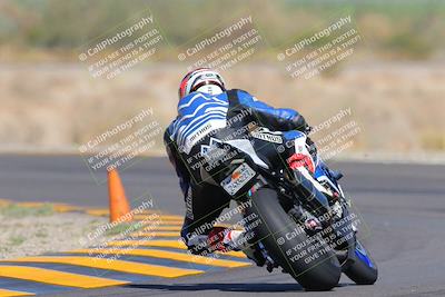 media/Oct-09-2022-SoCal Trackdays (Sun) [[95640aeeb6]]/Turn 14 Backside (1125am)/